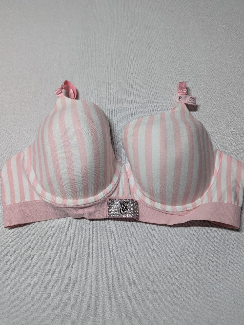 NWT Victoria's Secret T-Shirt Push-Up Full Coverage Bra - Size 38C